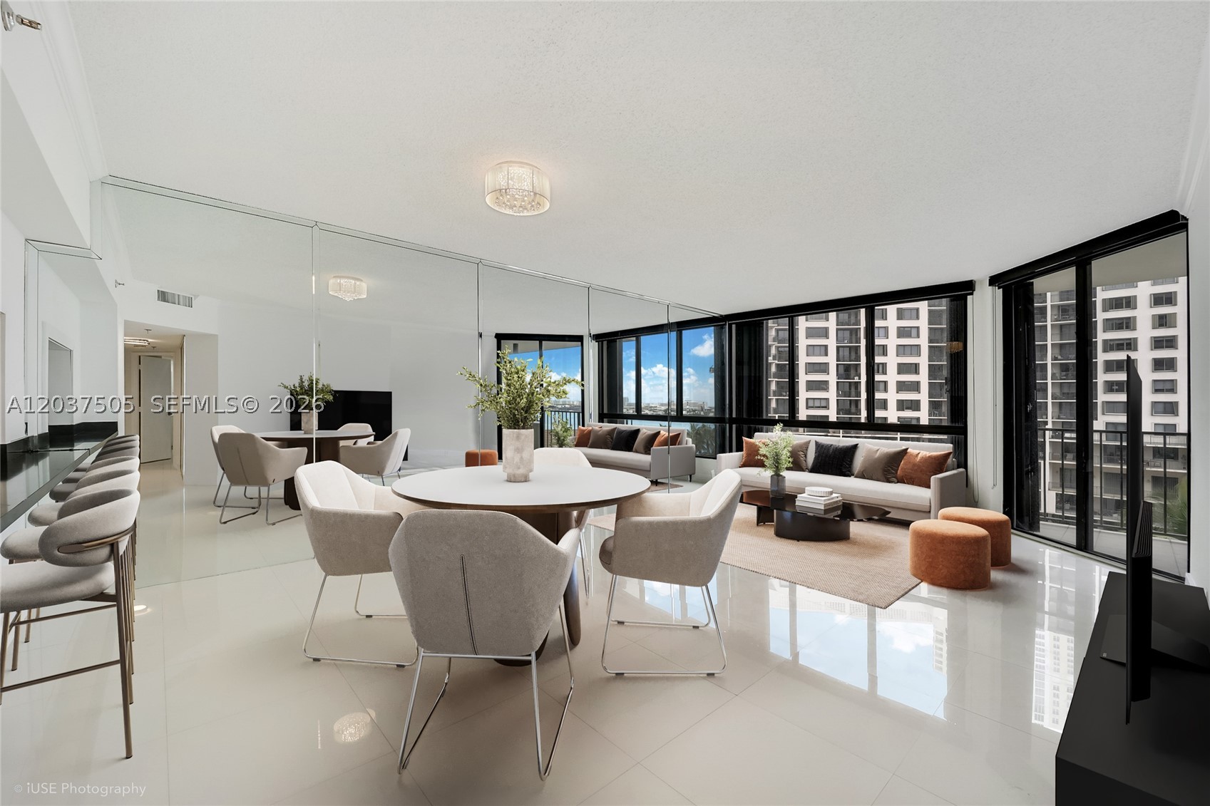 520 Brickell Key Dr a802 — photo