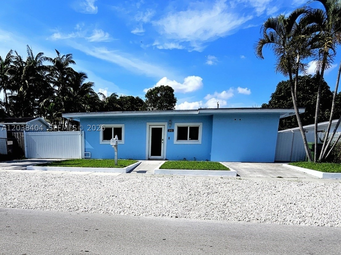 572 E 38th Street, Hialeah, FL 33013 — photo 3