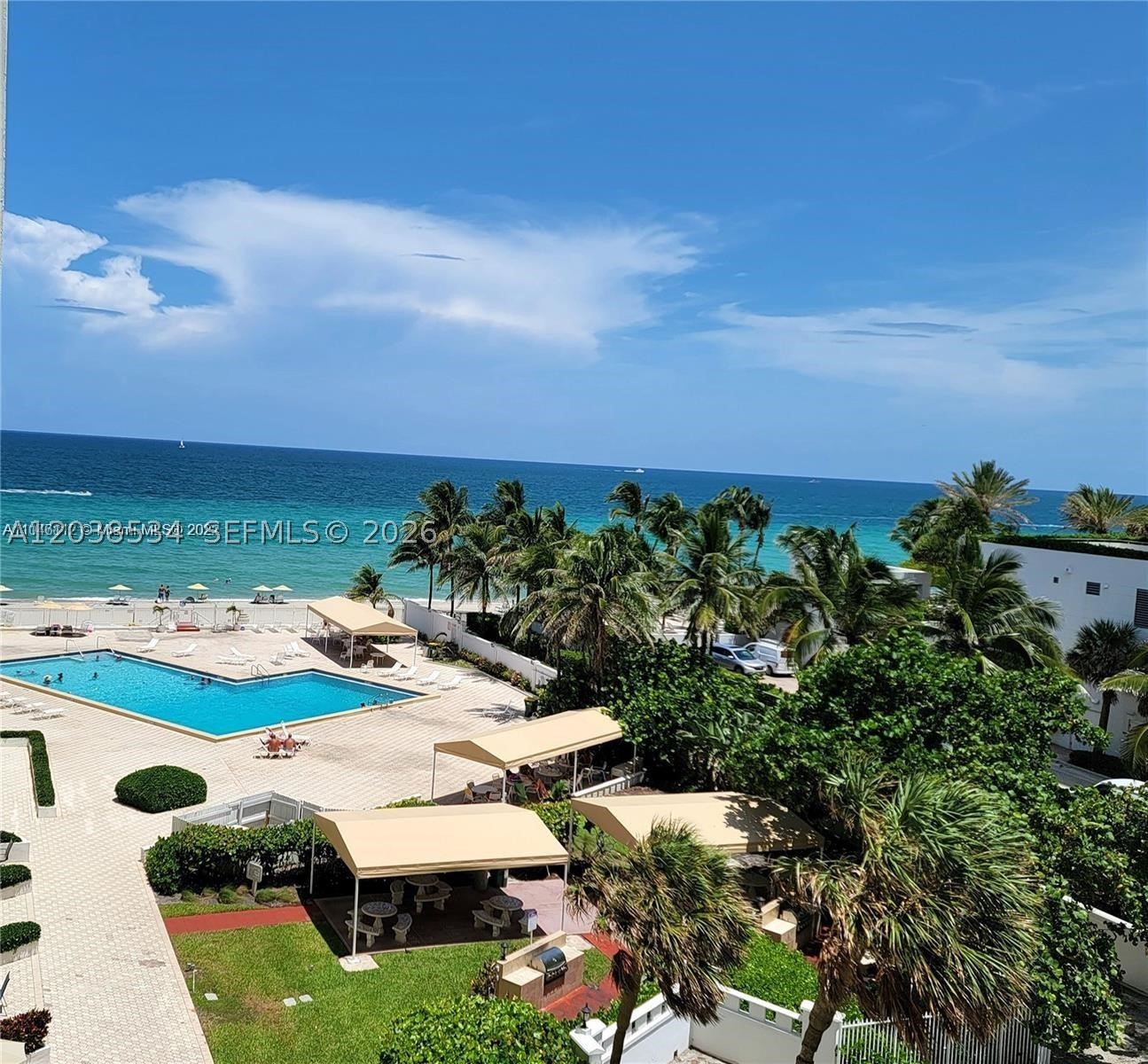 3505 S Ocean Dr 716 — photo