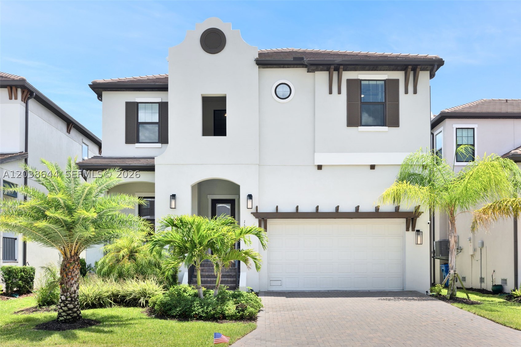 1112 Seagrape Drive — photo