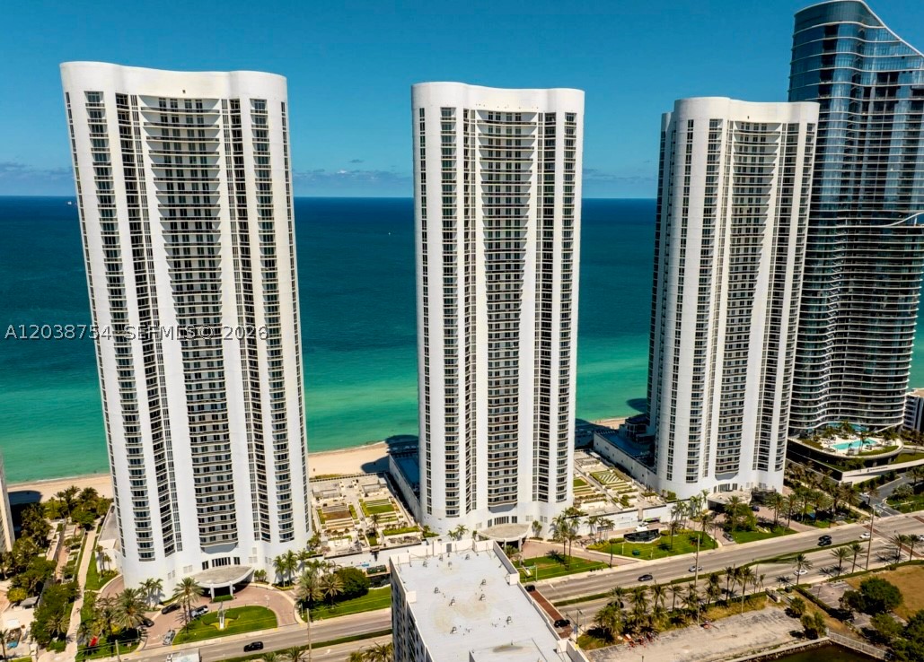 15811 Collins Ave 3607 — photo