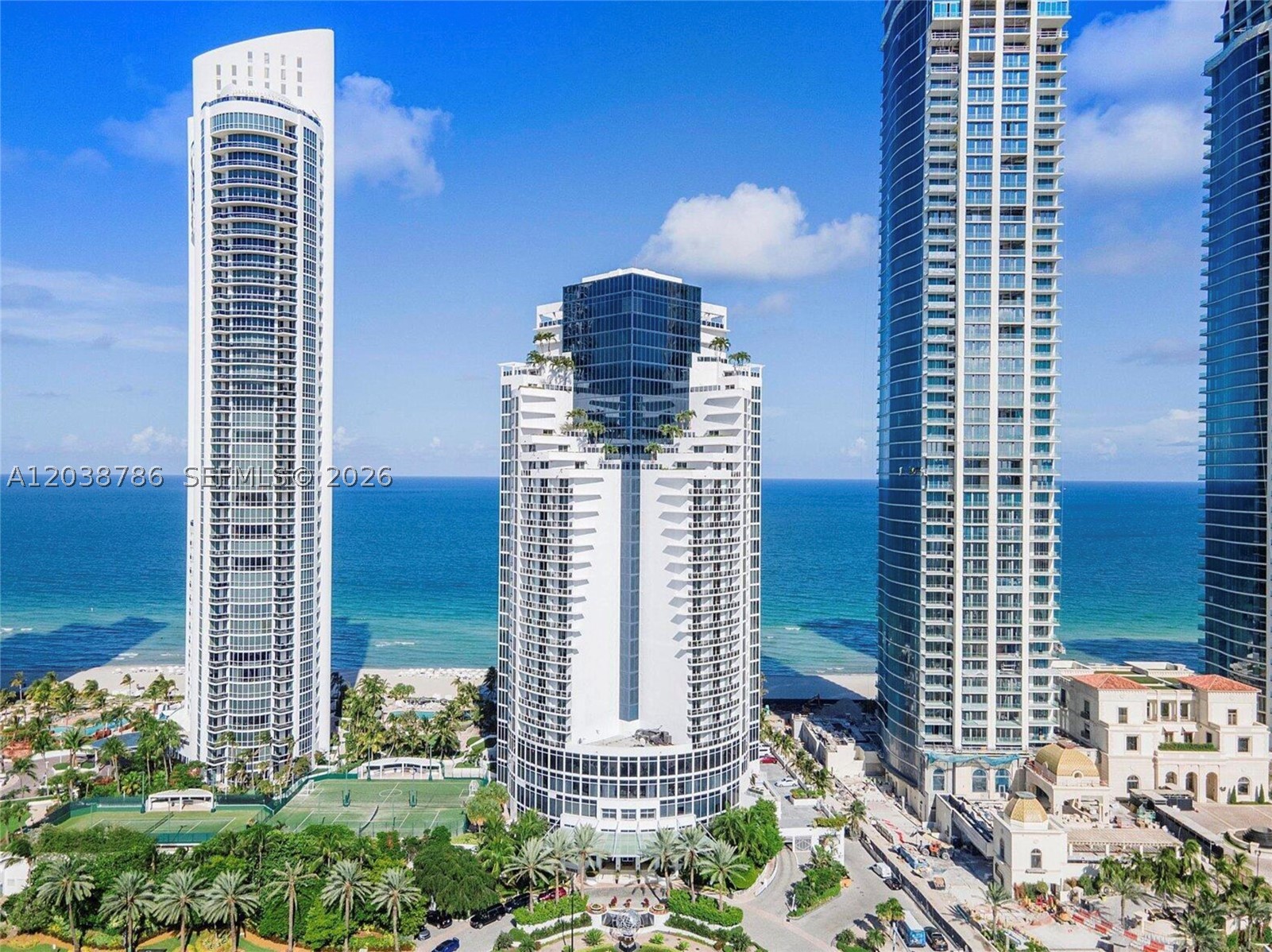 18001 Collins Ave 1902 — photo