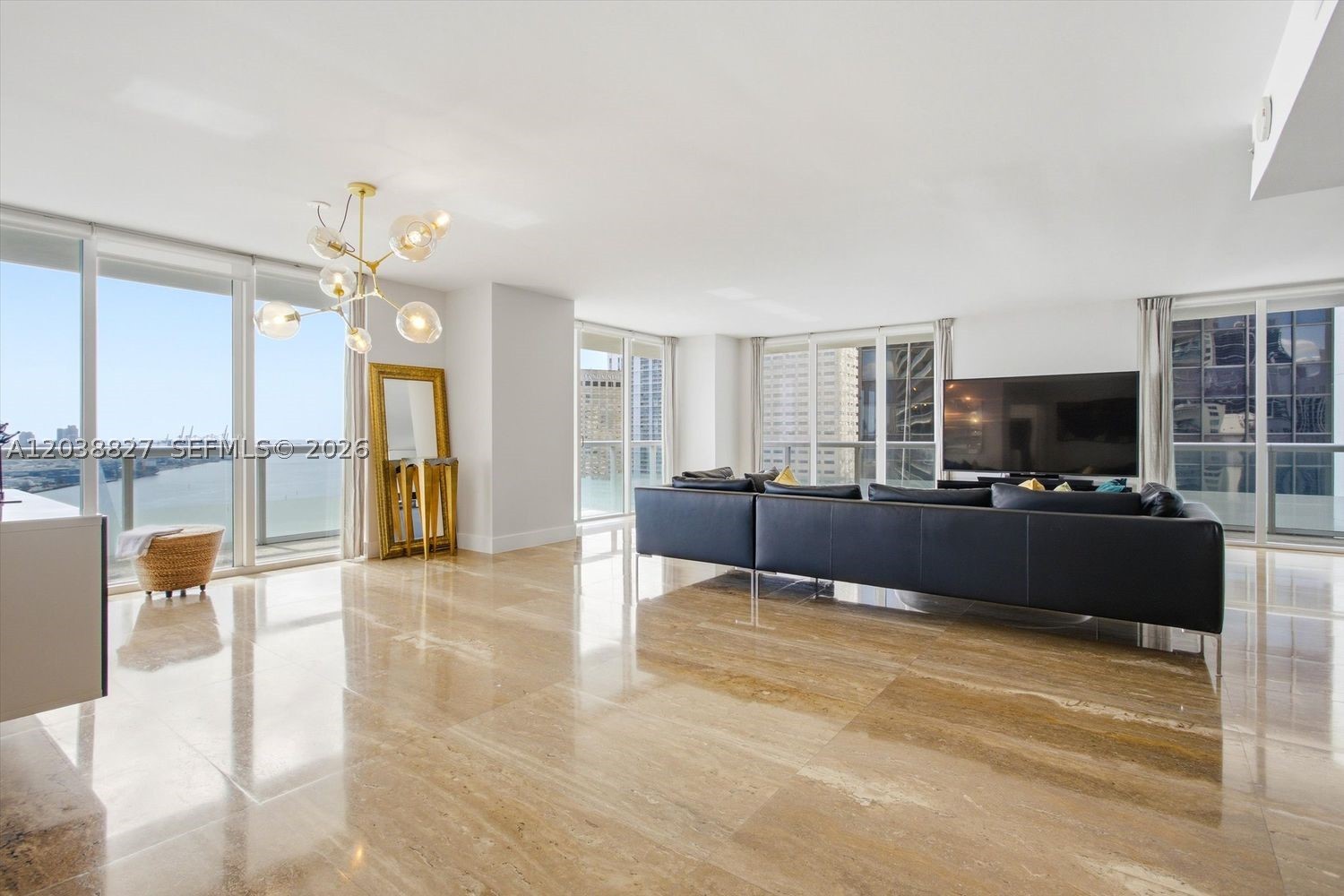 50 Biscayne Blvd 2510 — photo