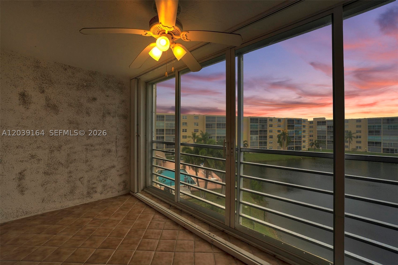 431 SE 3rd St 402 — photo