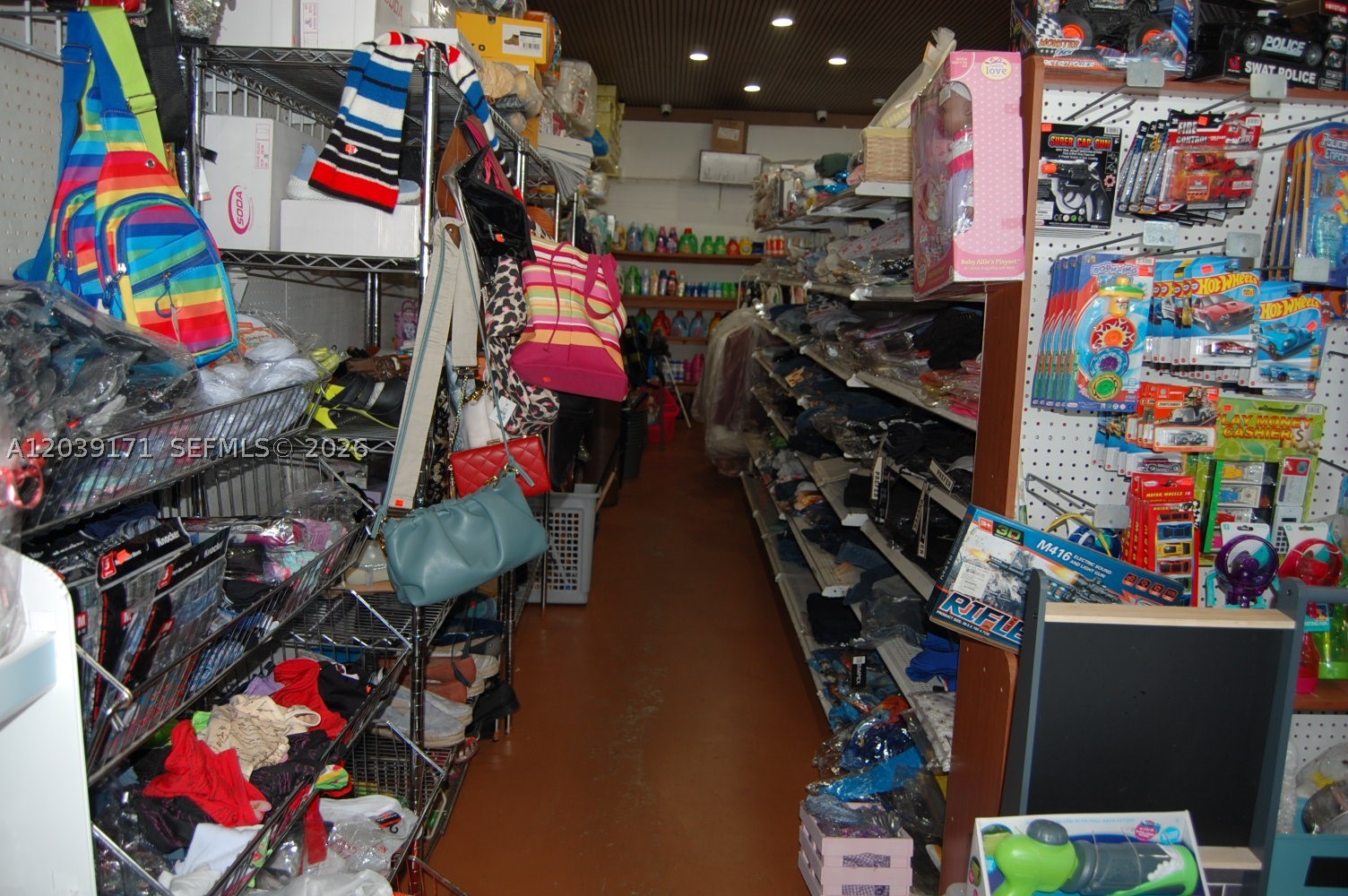 1900 e 4th Avenue, Hialeah, FL 33010 — photo 3