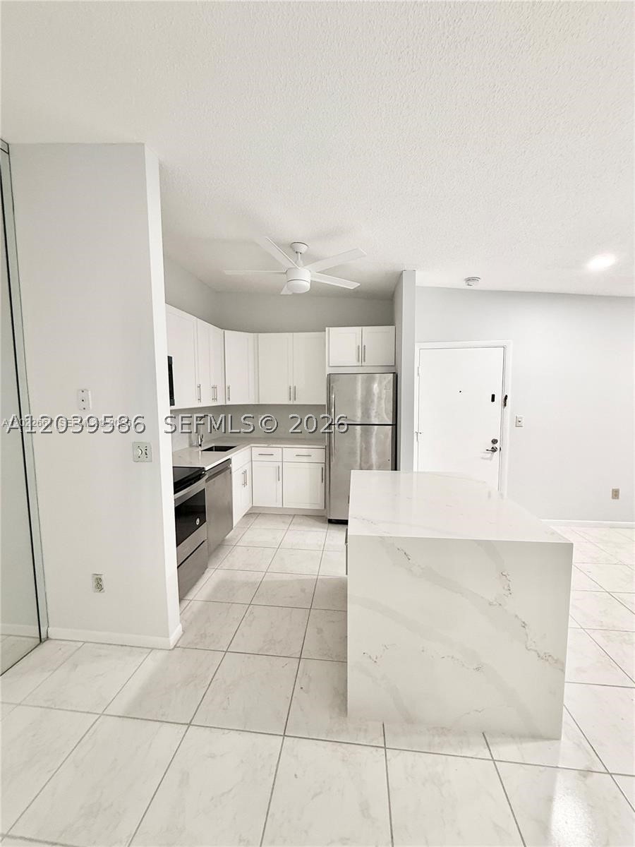 7857 Ashmont Cir 213 — photo