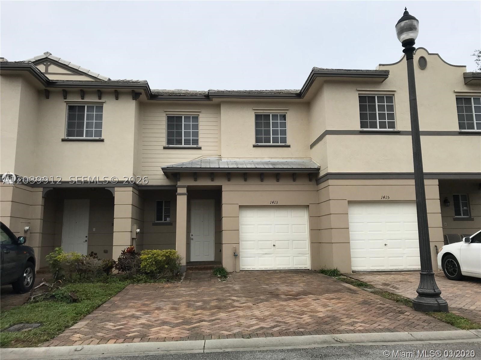 1413 Lucaya Dr — photo