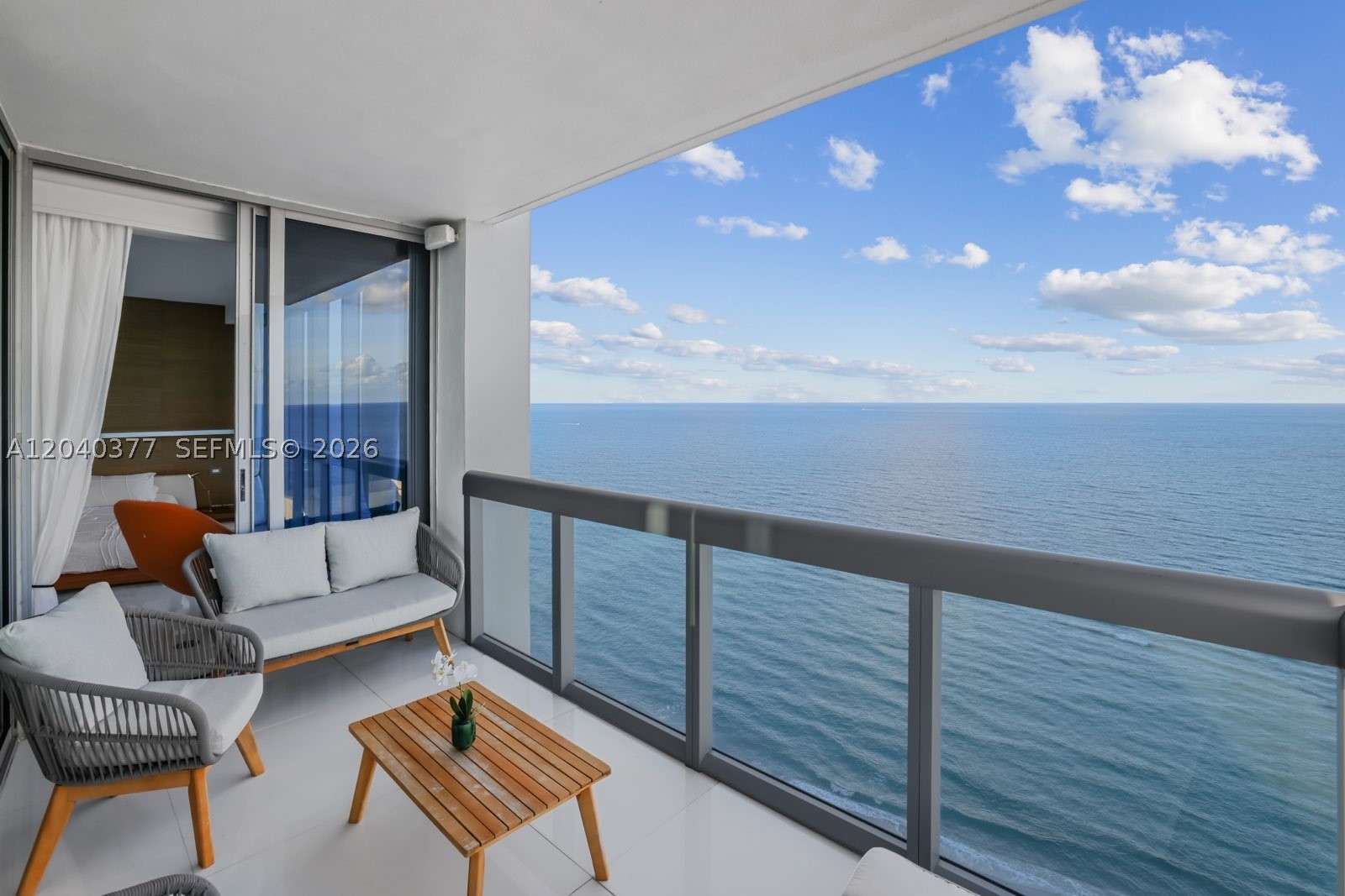 6899 Collins Ave 2208 — photo