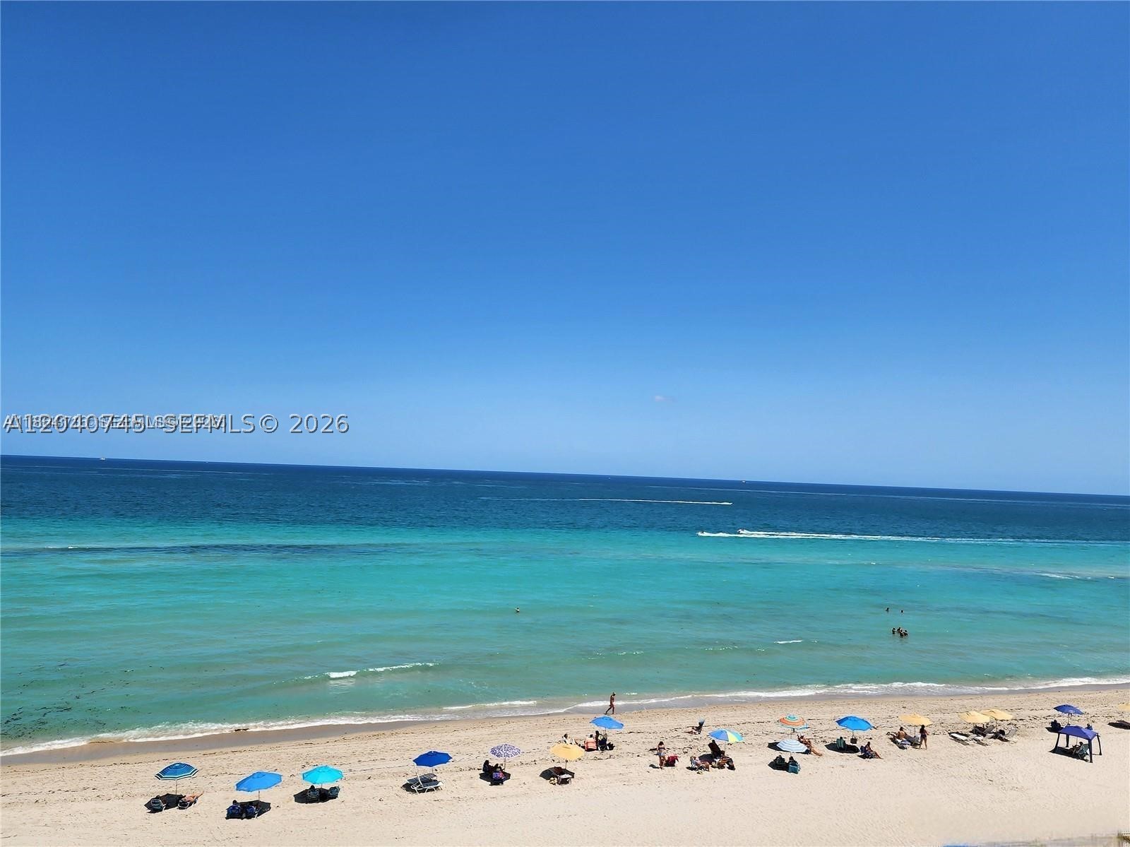 3505 S Ocean Dr Penthouse 1502 — photo