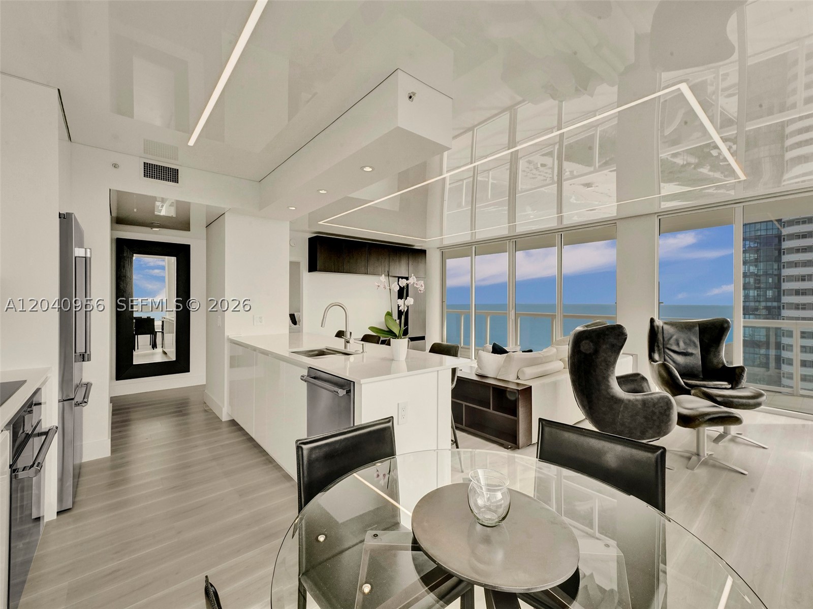 6365 Collins Ave Unit 2407 — photo