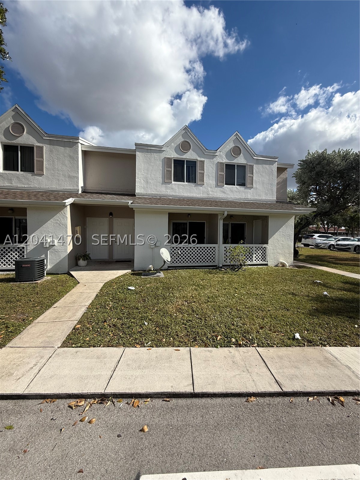 17515 NW 67th Ct G-22 — photo