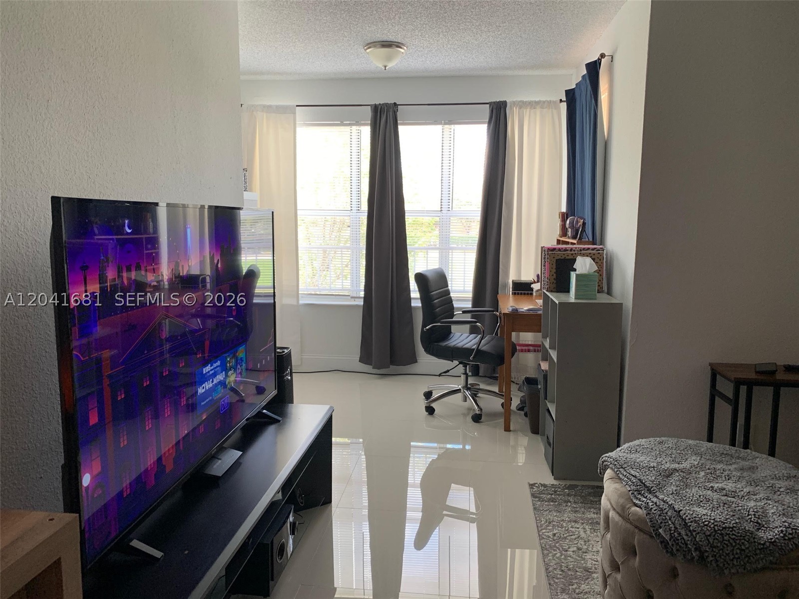3330 Pinewalk Dr N 1621 — photo