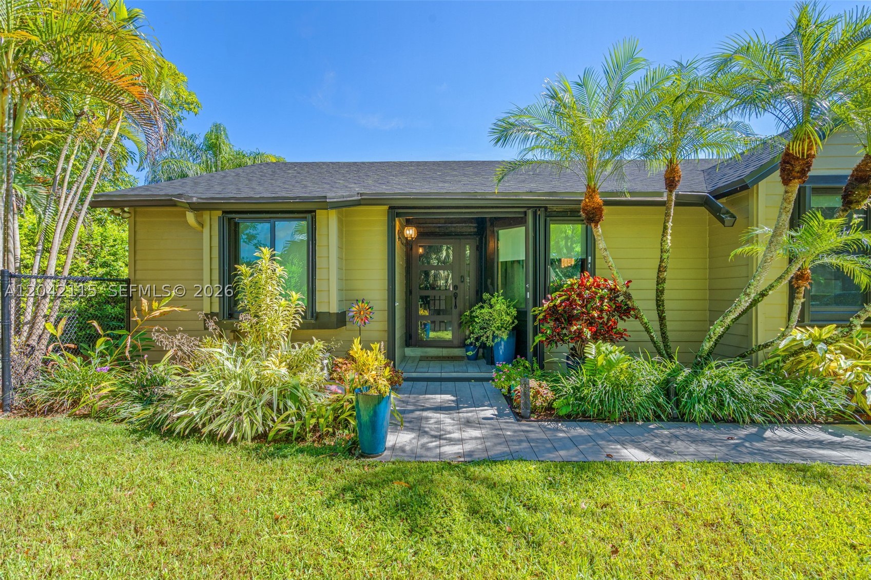 15031 SW 154th Ter — photo