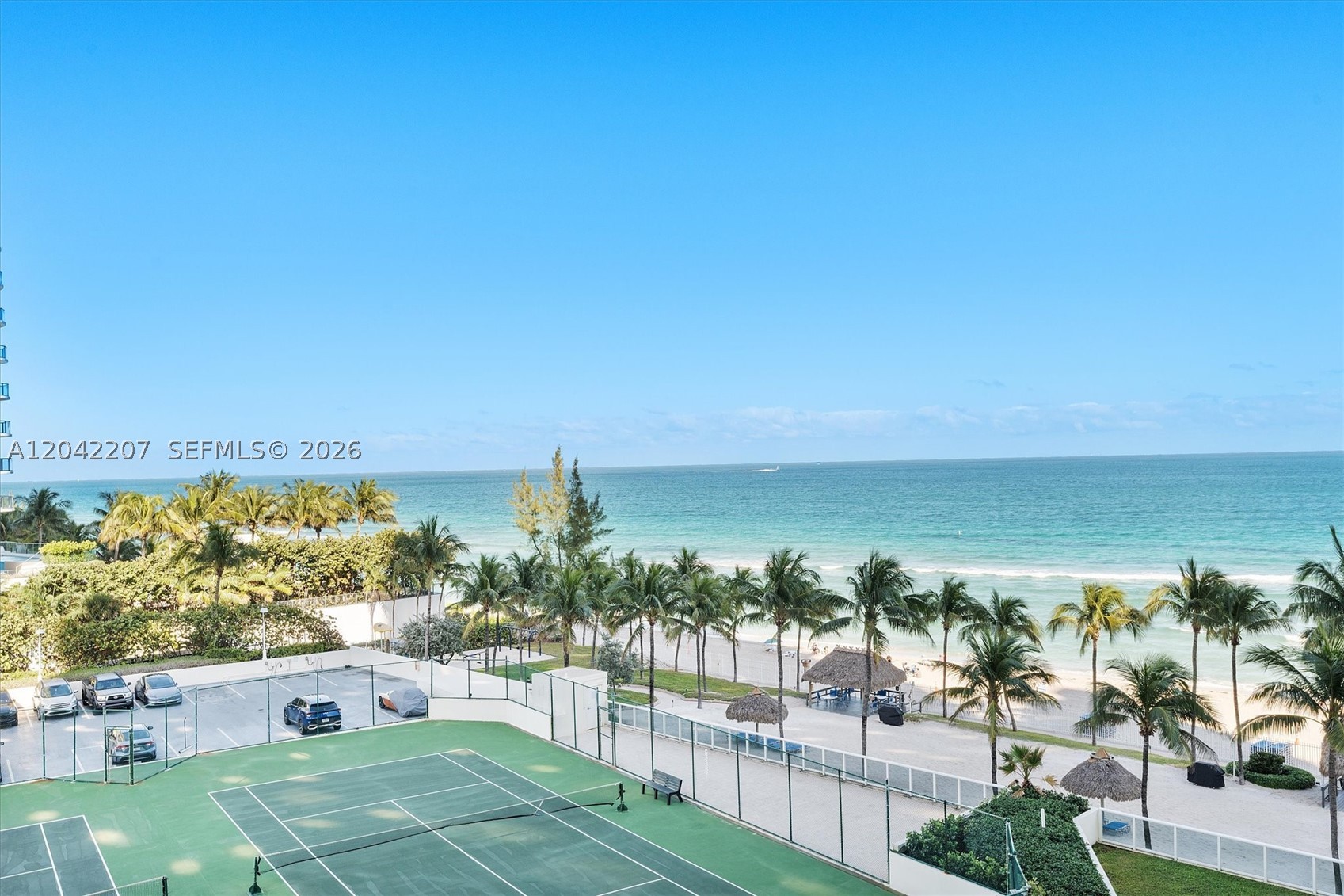 19333 Collins Ave 703 — photo