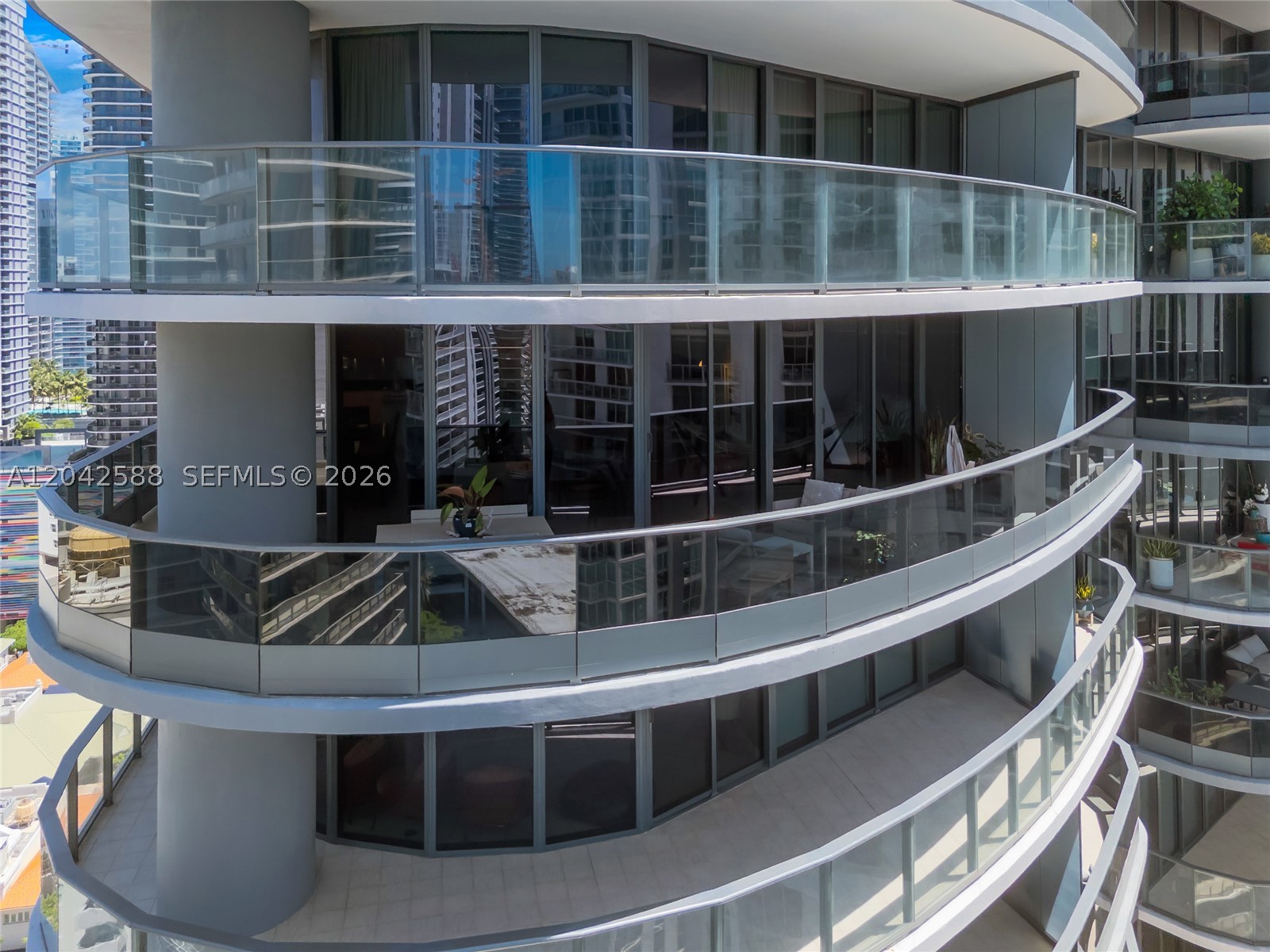 1000 Brickell Plz 2402 — photo