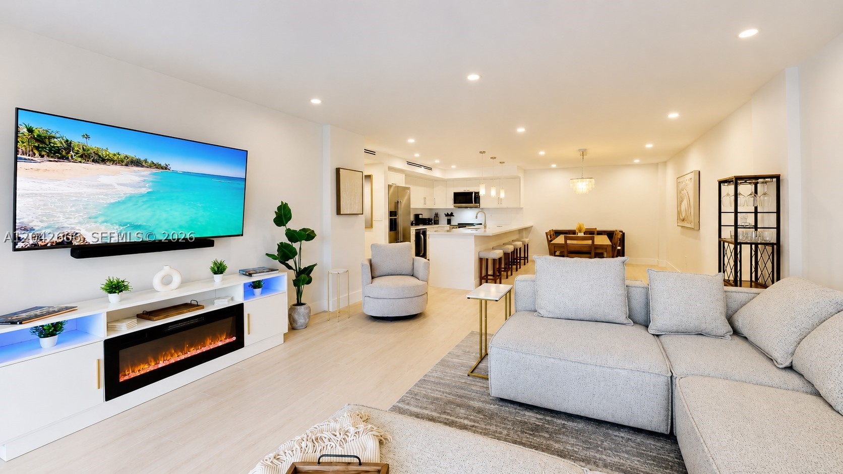 177 Ocean Lane Dr 213 — photo