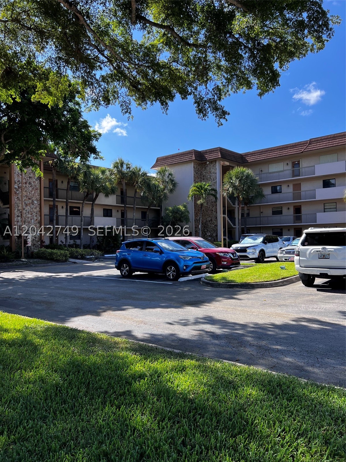 4975 E Sabal Palm Blvd 304 — photo