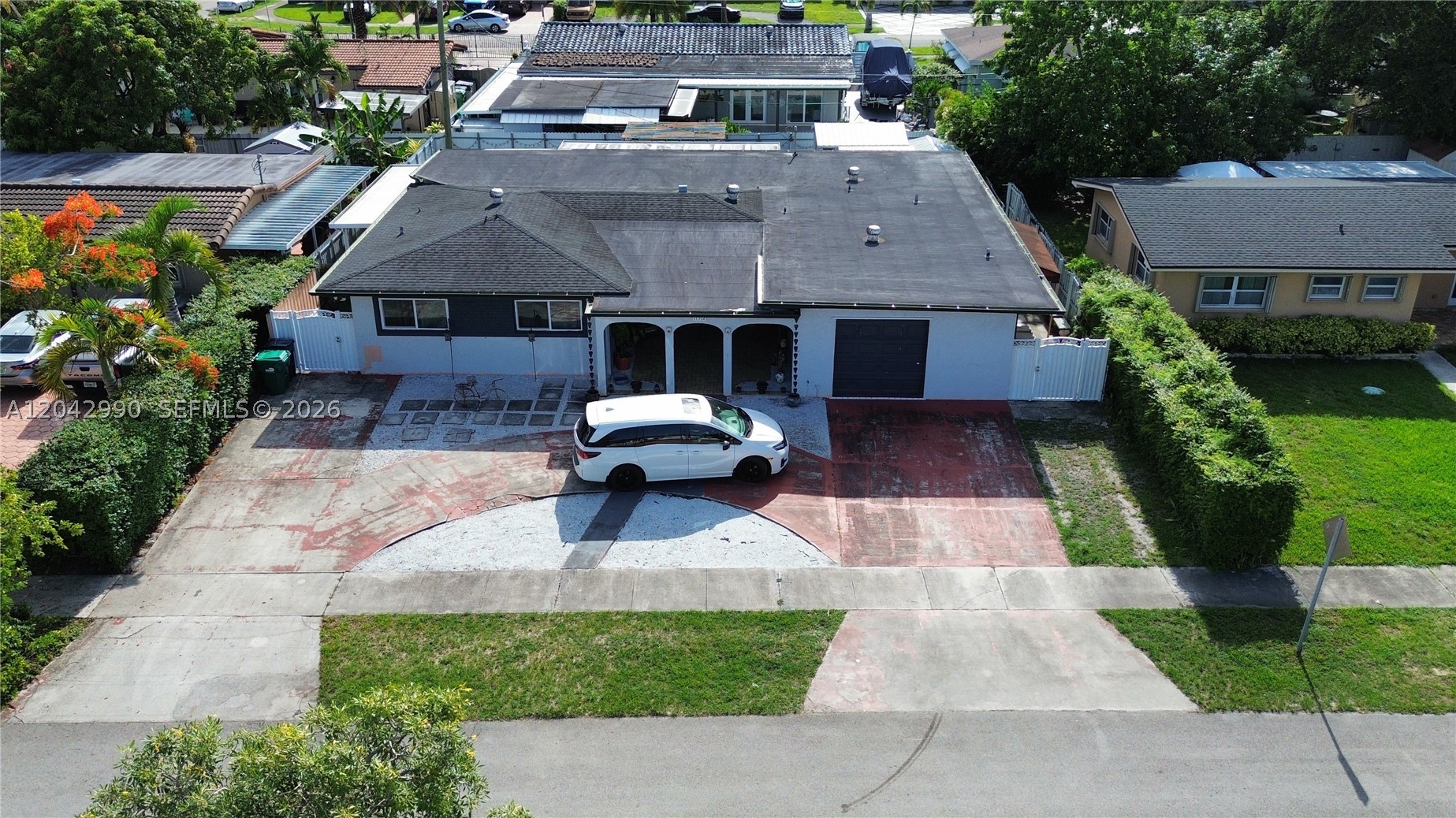 11512 NW 58th Ave — photo