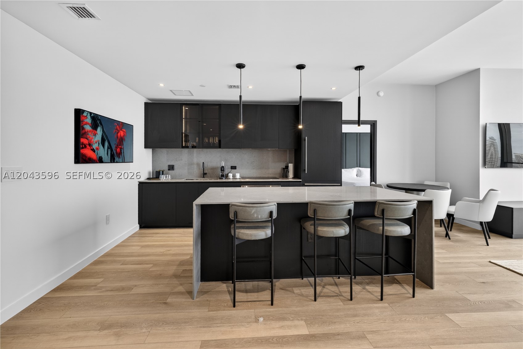 20 NE 11th 4702 — photo
