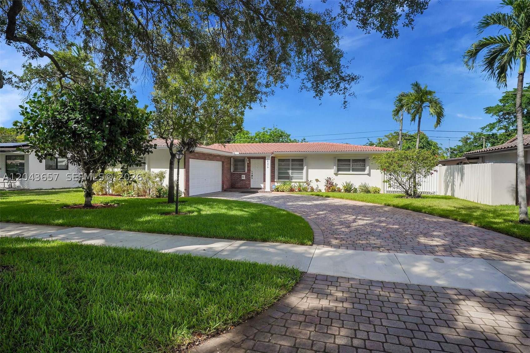 14375 Lake Candlewood Ct — photo