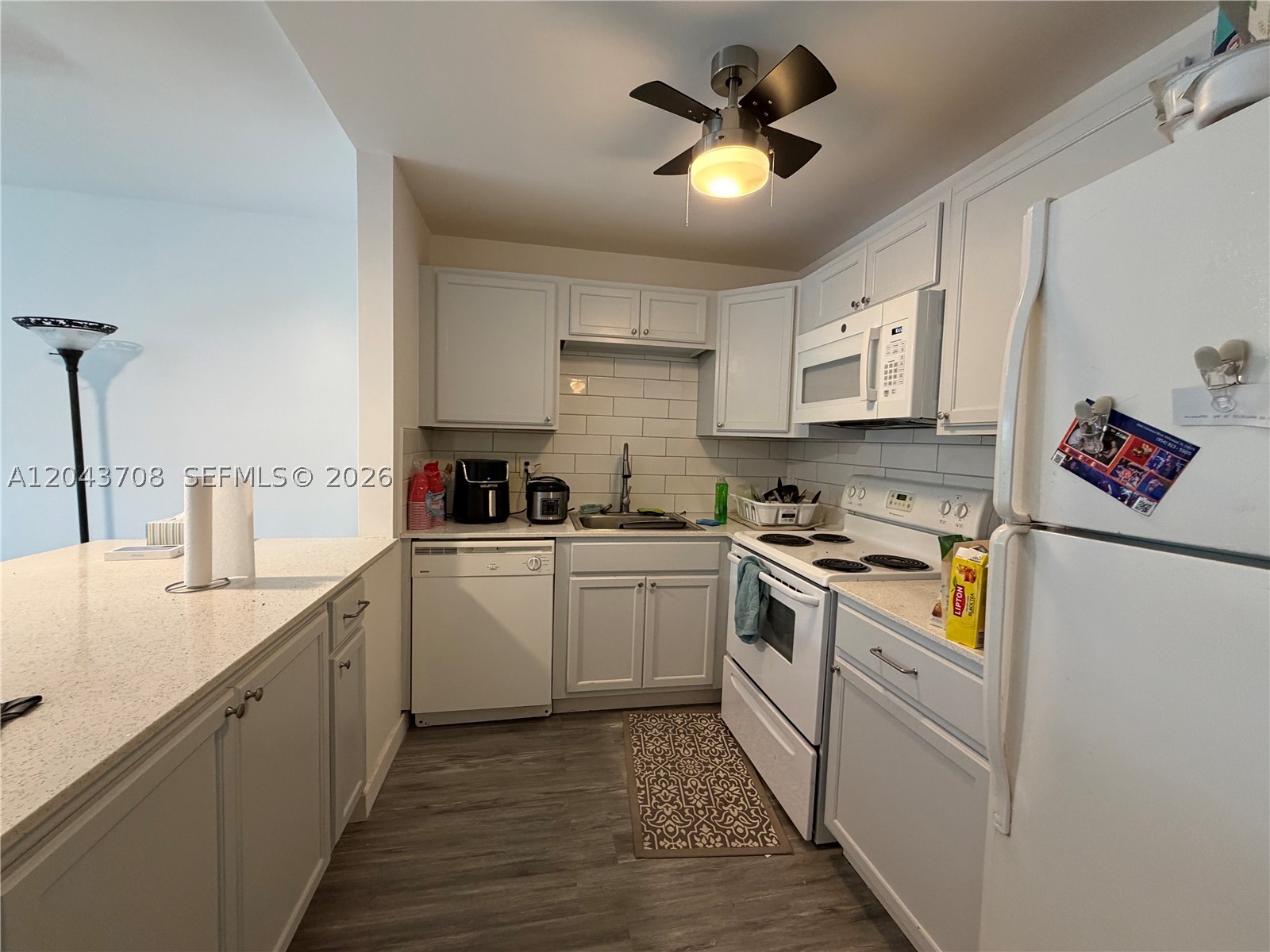 4174 Inverrary Dr 408 — photo