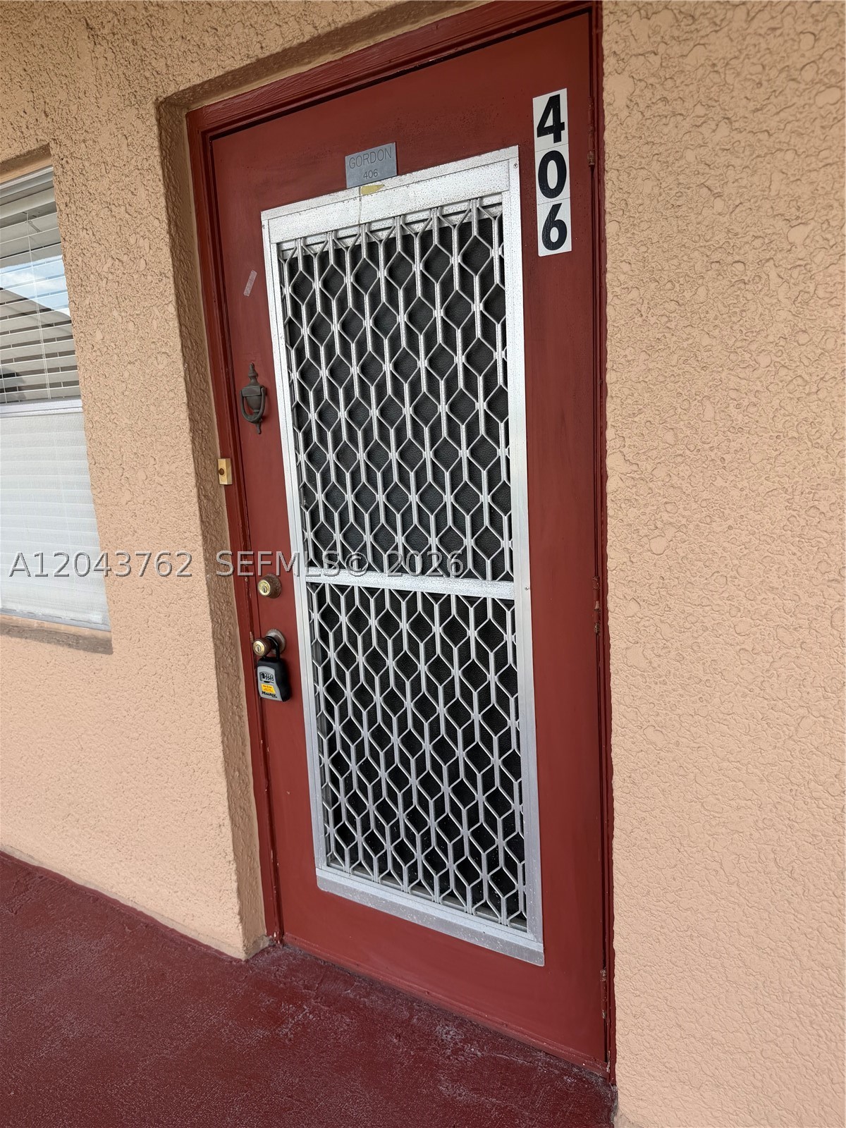 7220 Lake Cir Dr 406 — photo