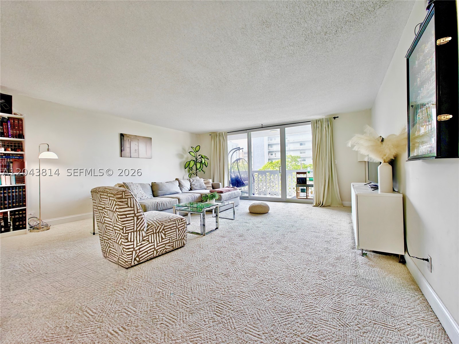 400 NE 12th Ave 306 — photo