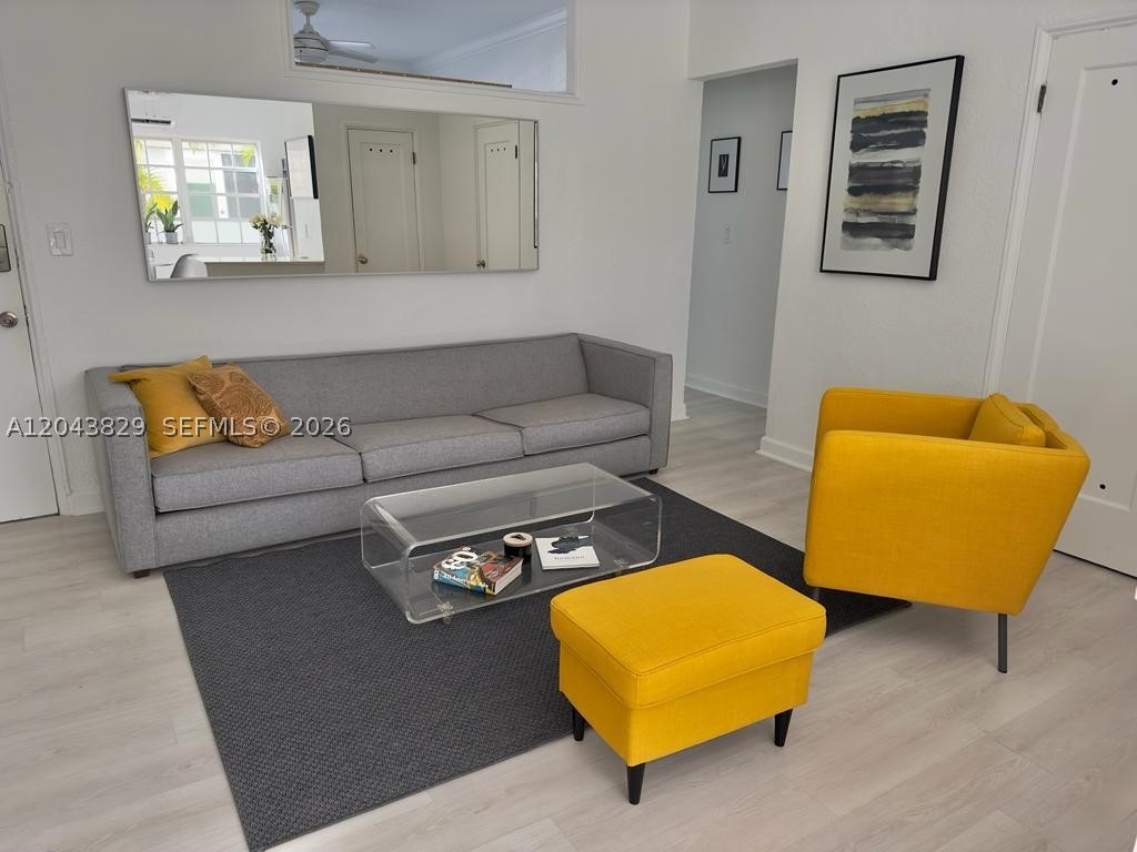 836 10th St 5 — photo
