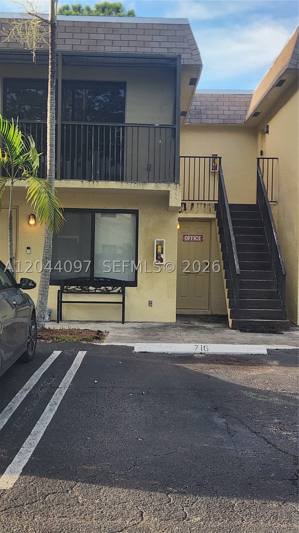 1045 S Flagler Ave 716 — photo