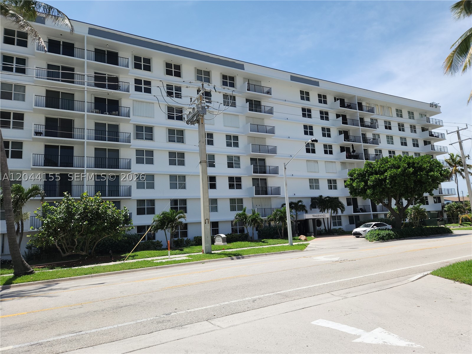 1009 N Ocean Blvd 411 — photo