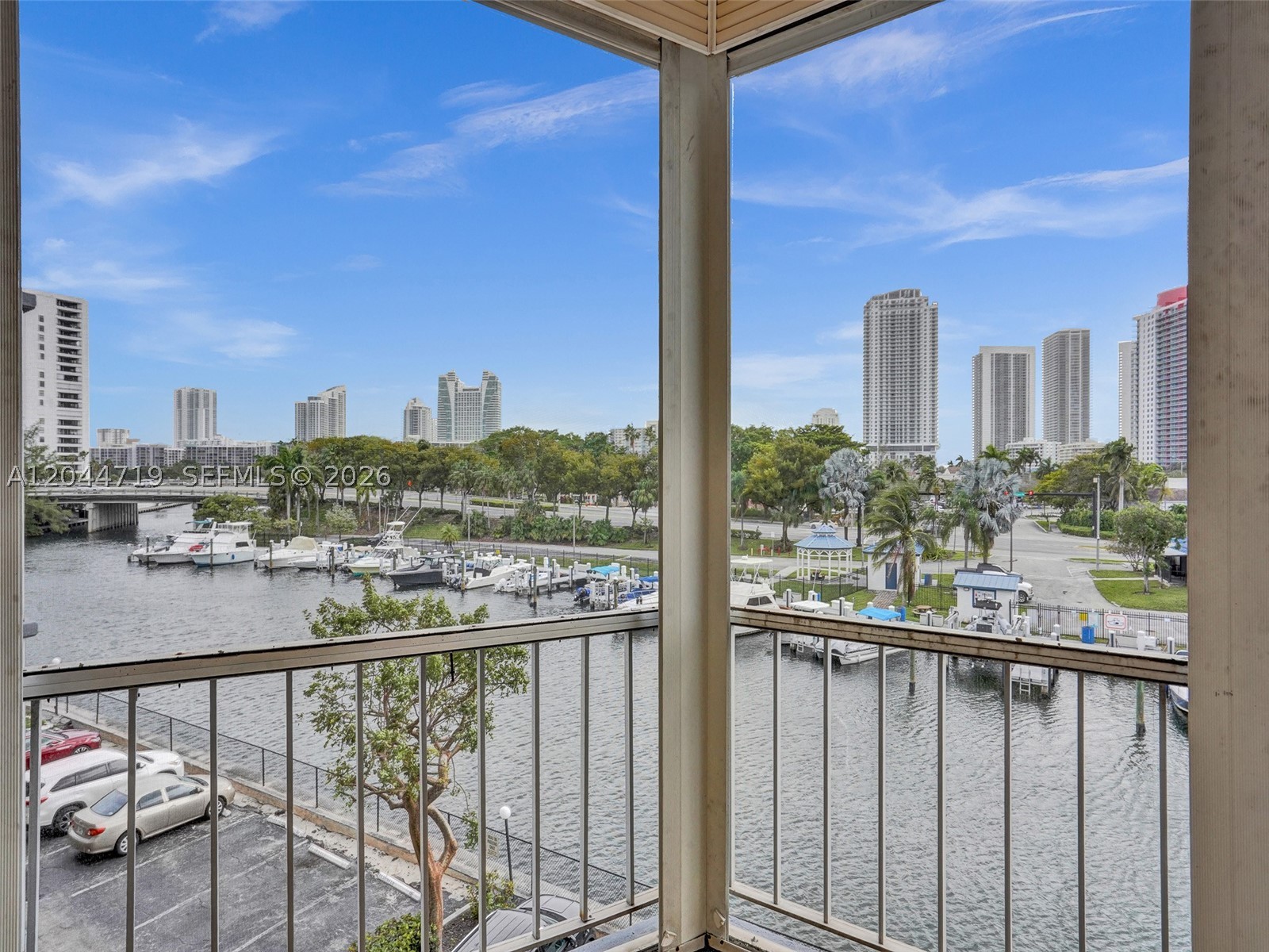 200 Diplomat Pkwy 432 — photo