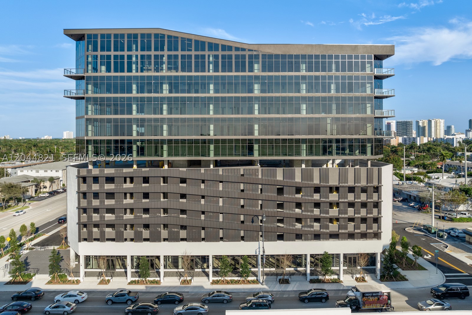 800 N Federal Hwy 902 — photo