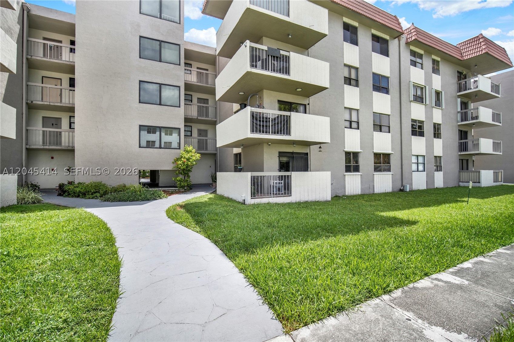 1101 SW 122nd Ave 205 — photo