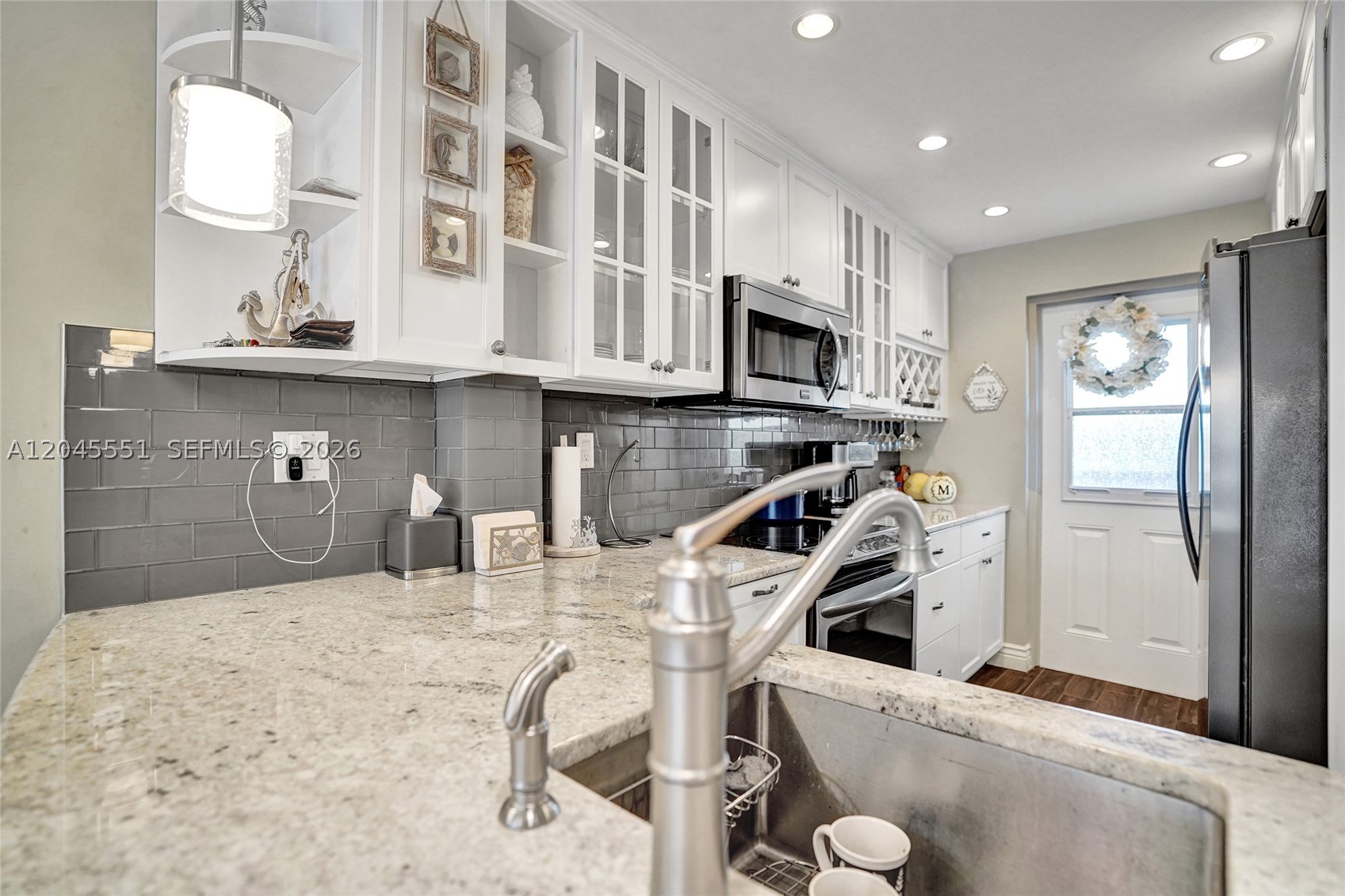 1301 E Hillsboro Blvd 307 — photo