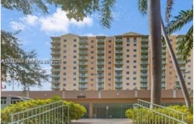 3500 Coral Way 513 — photo