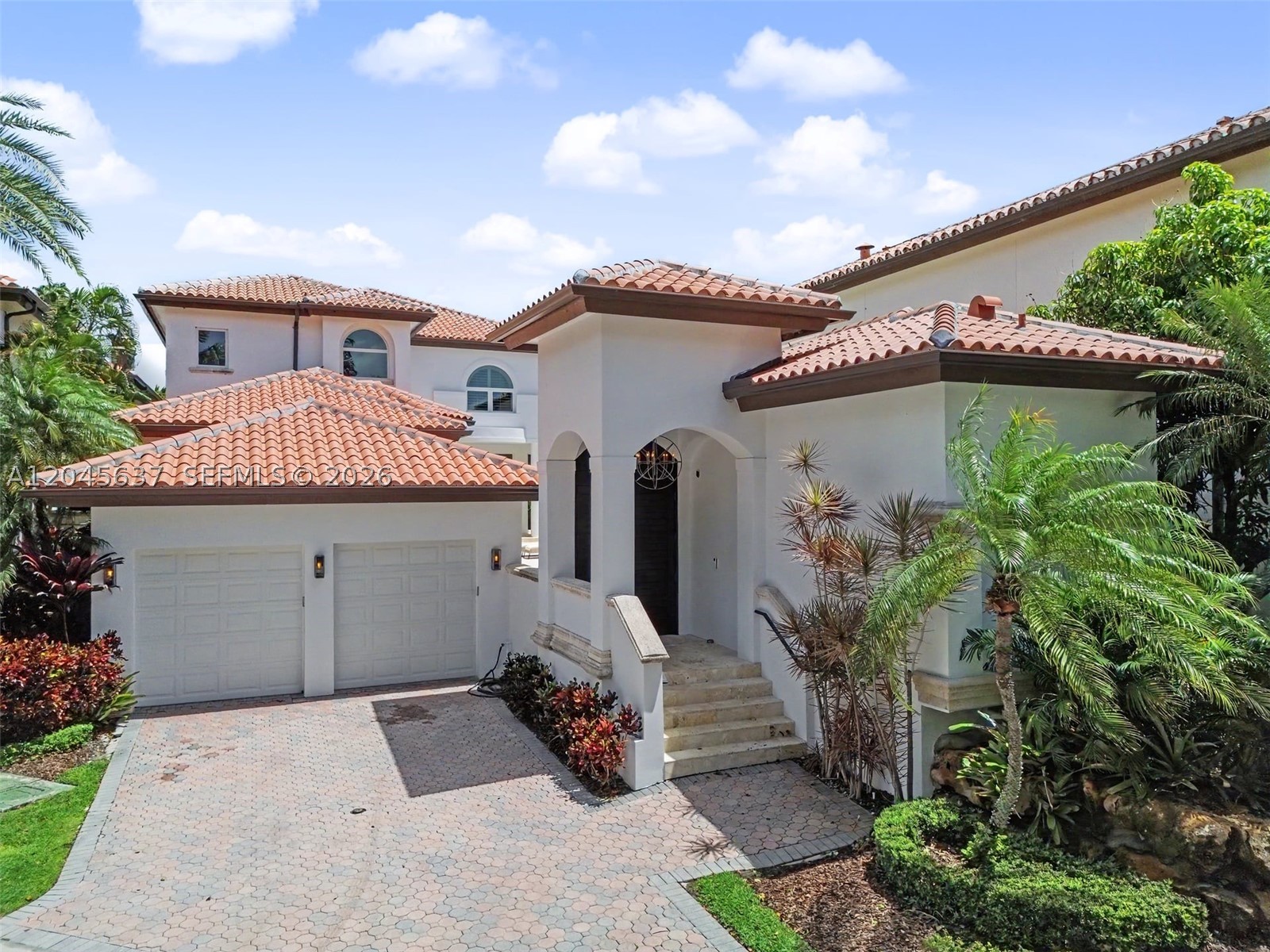 13689 Deering Bay Dr — photo