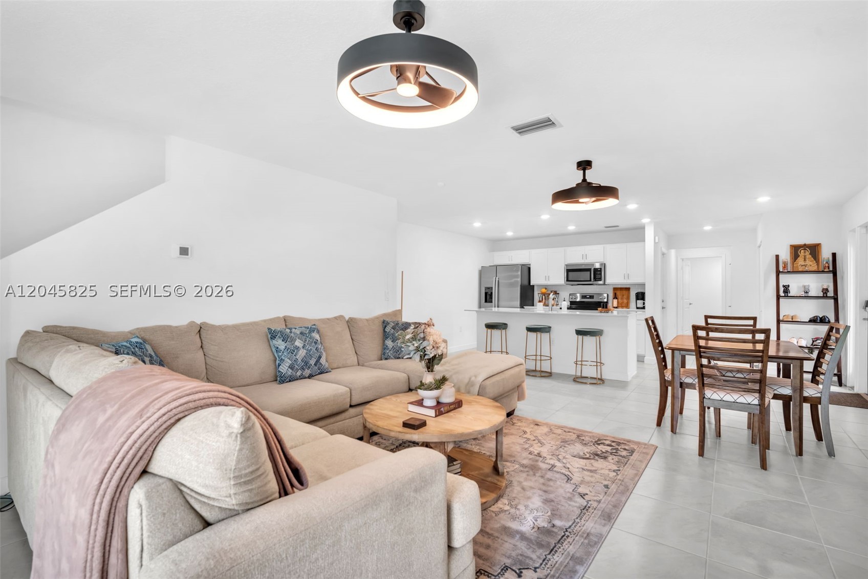 4226 Bent River Rd — photo