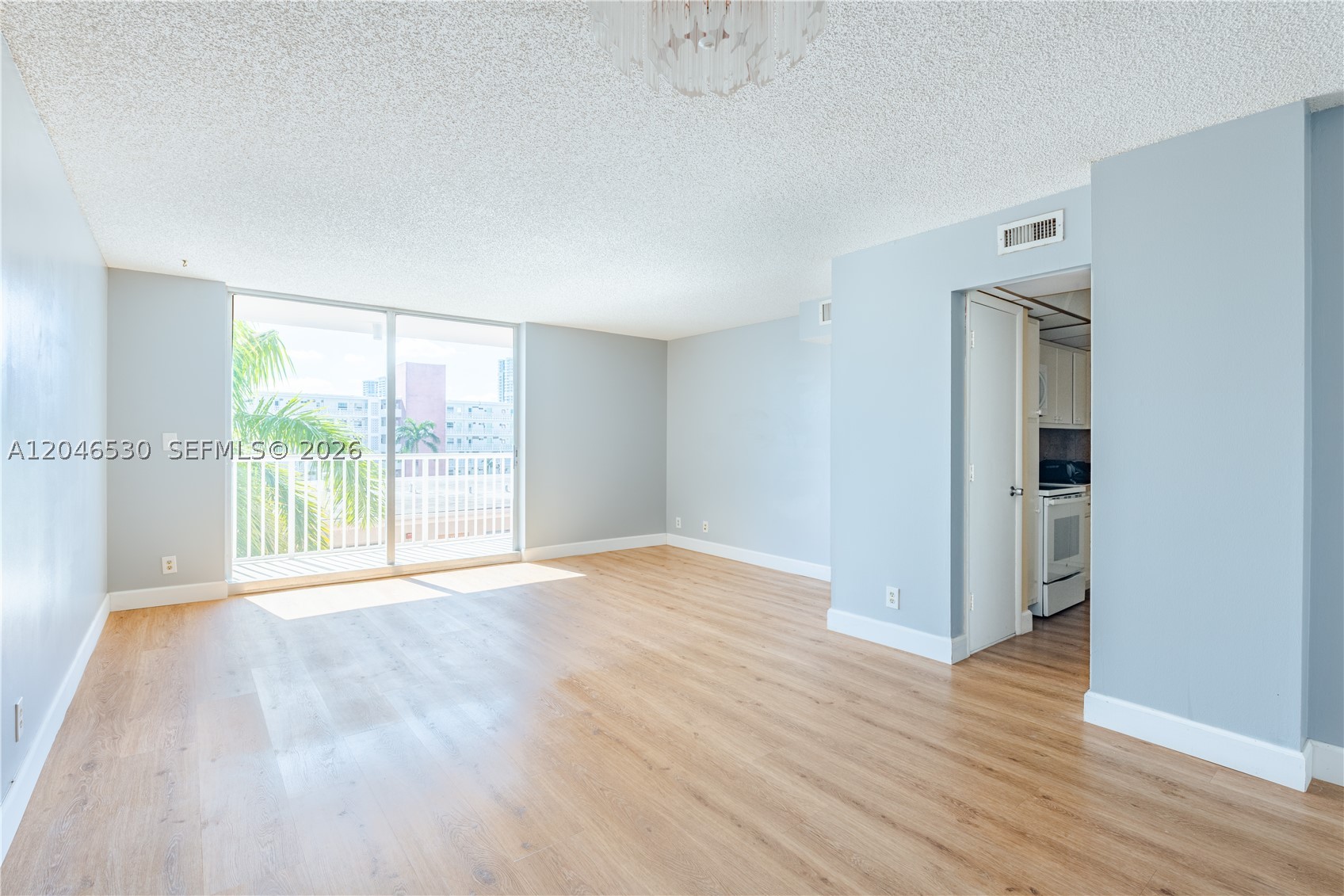 3161 S Ocean Dr 407 — photo