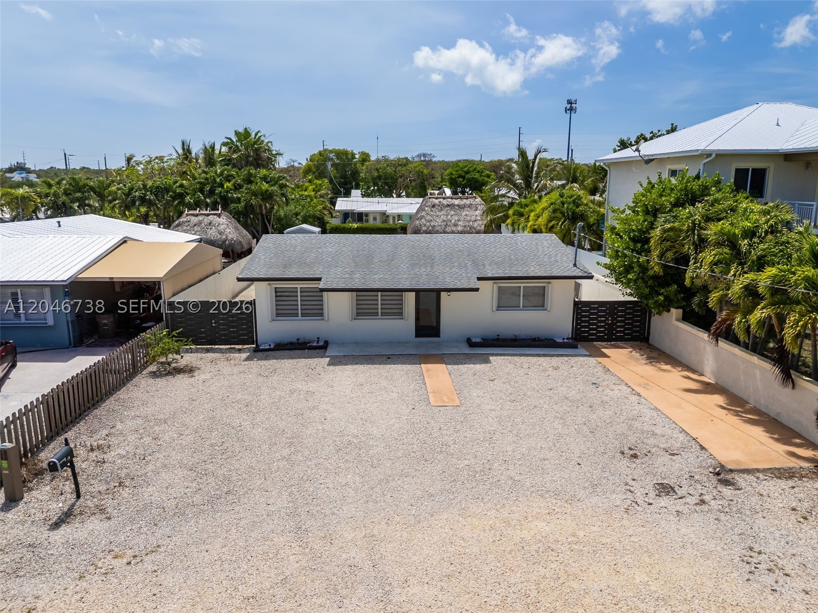 16 Fishermans Trl — photo