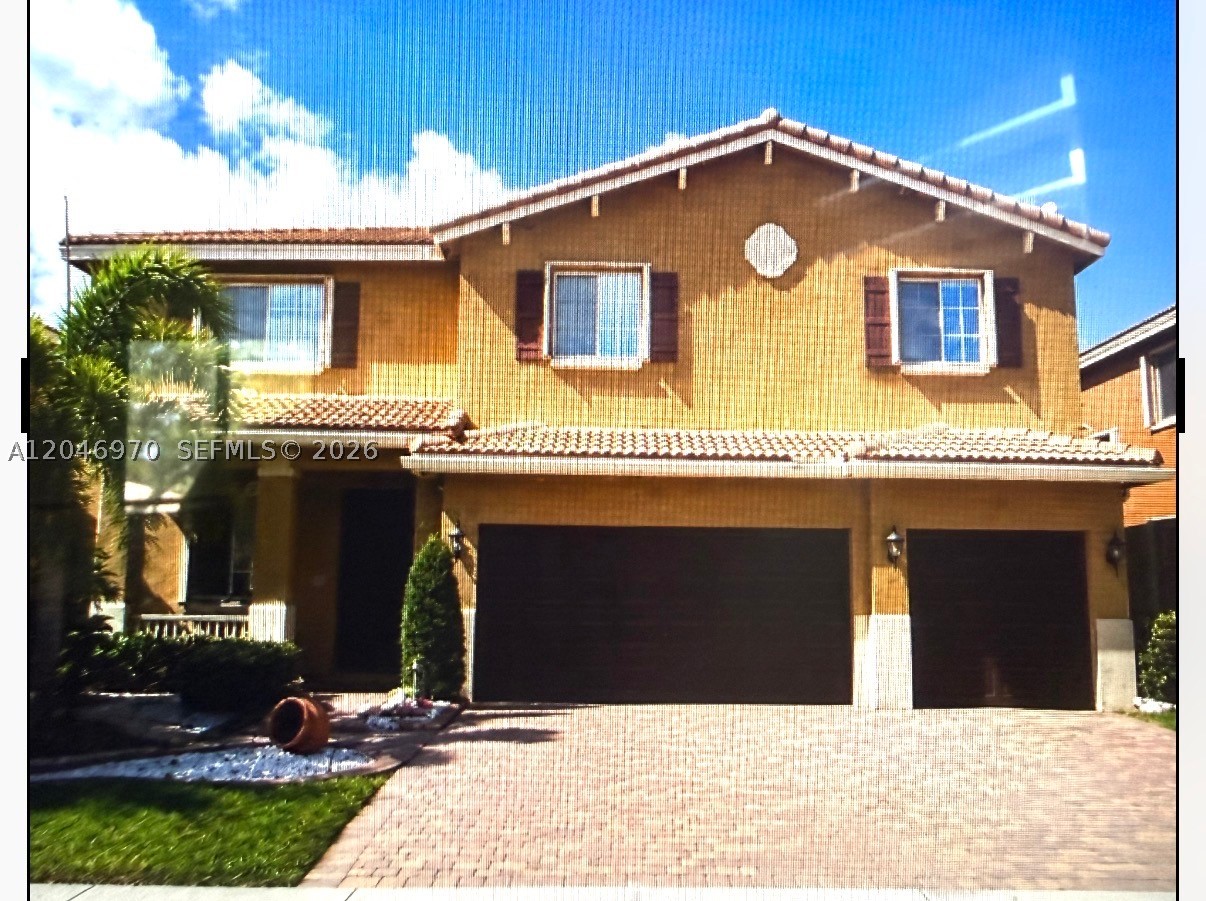 20530 NW 9th Pl — photo
