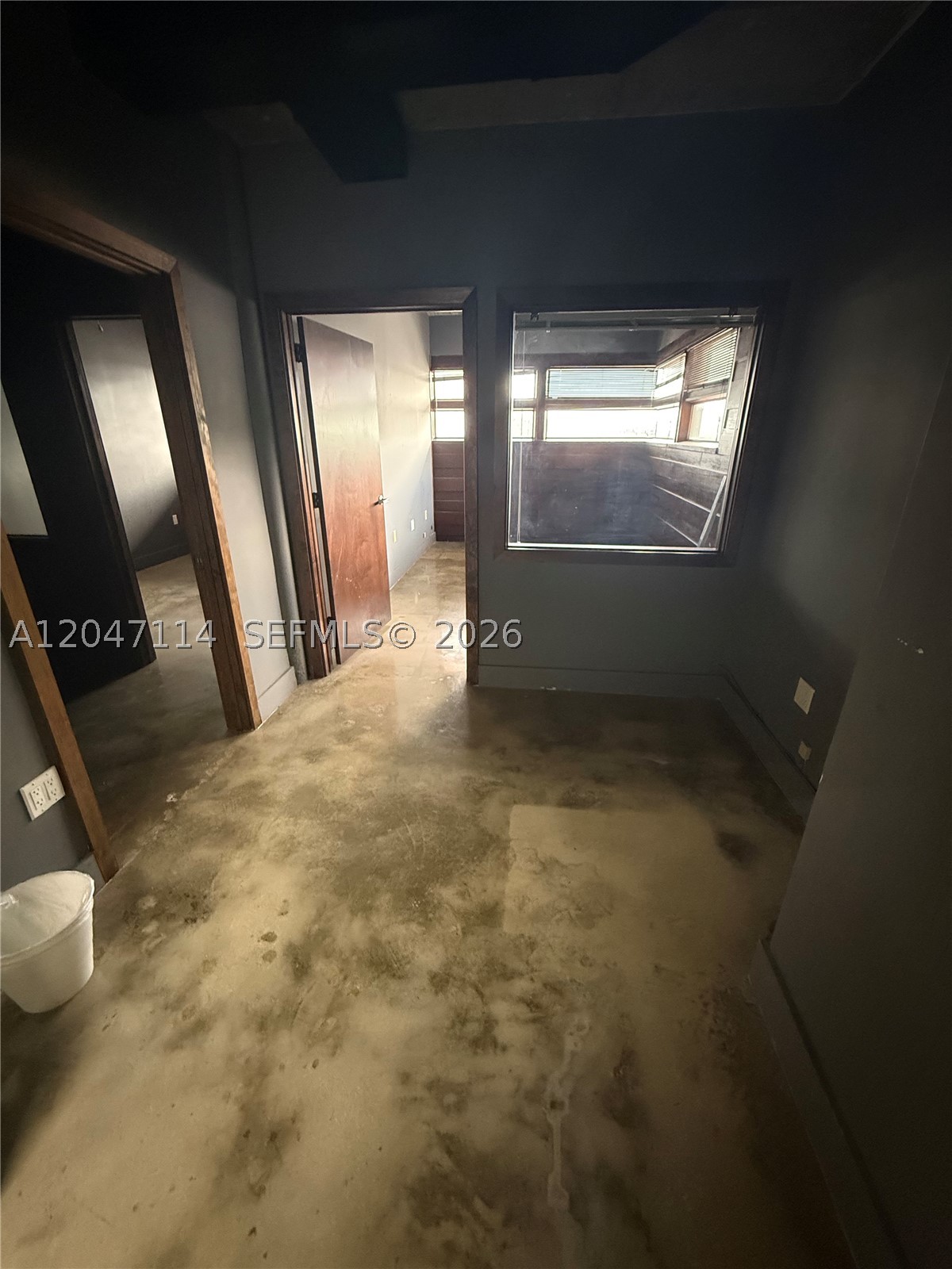 1125 NE 125th St 300-1 — photo