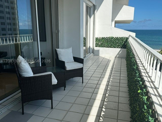 199 Ocean Lane Dr 903 — photo