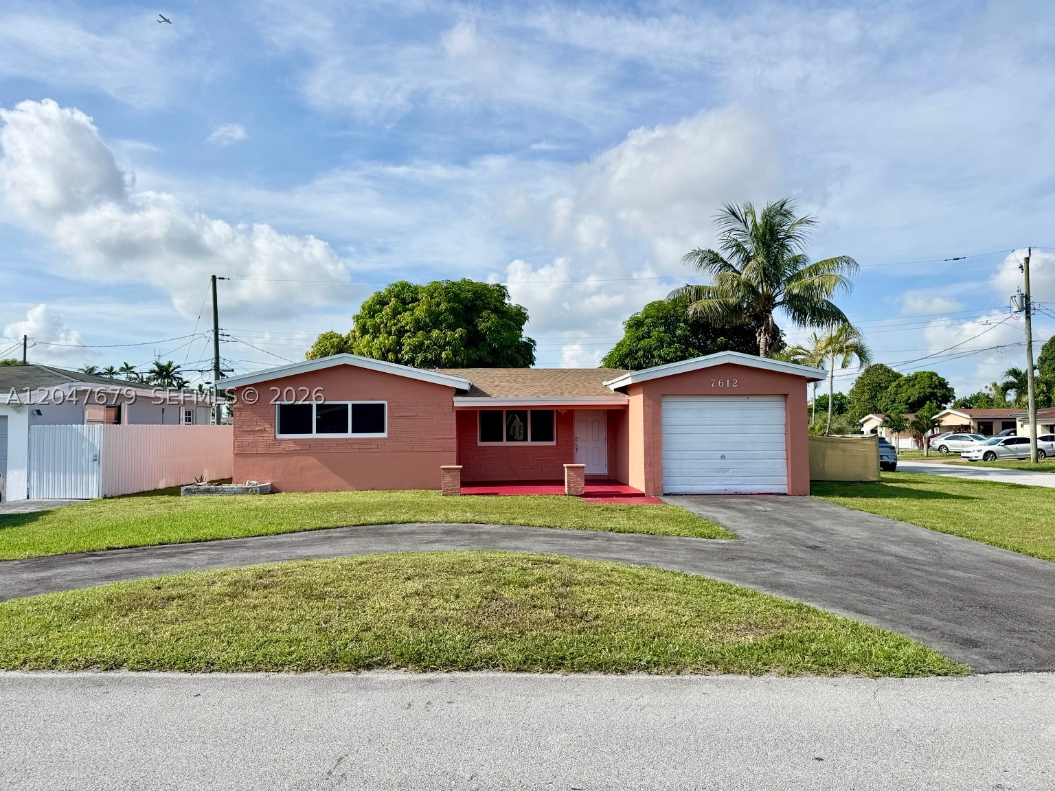 7612 Plantation Blvd — photo