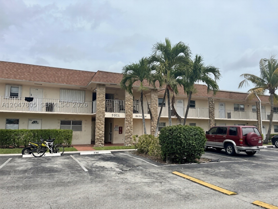 9851 Sandalfoot Blvd 213 — photo