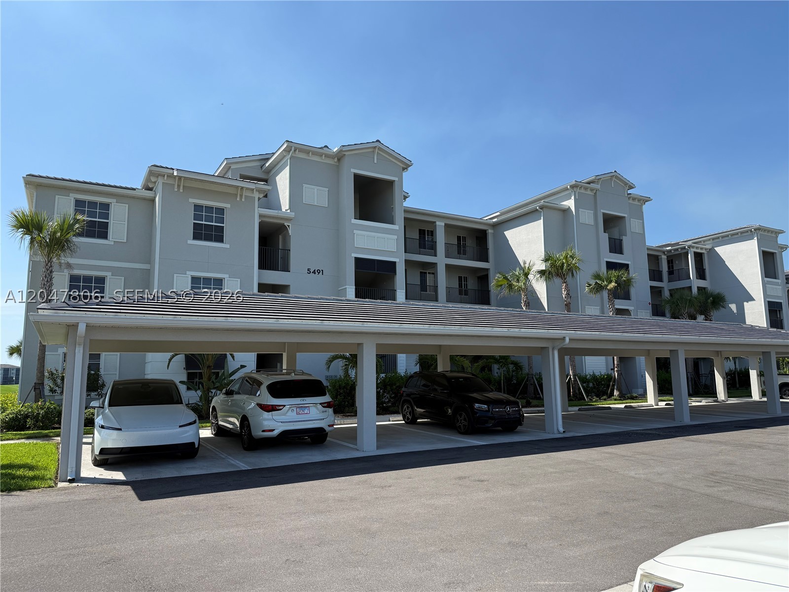5491 Double Eagle Cir 3732 — photo