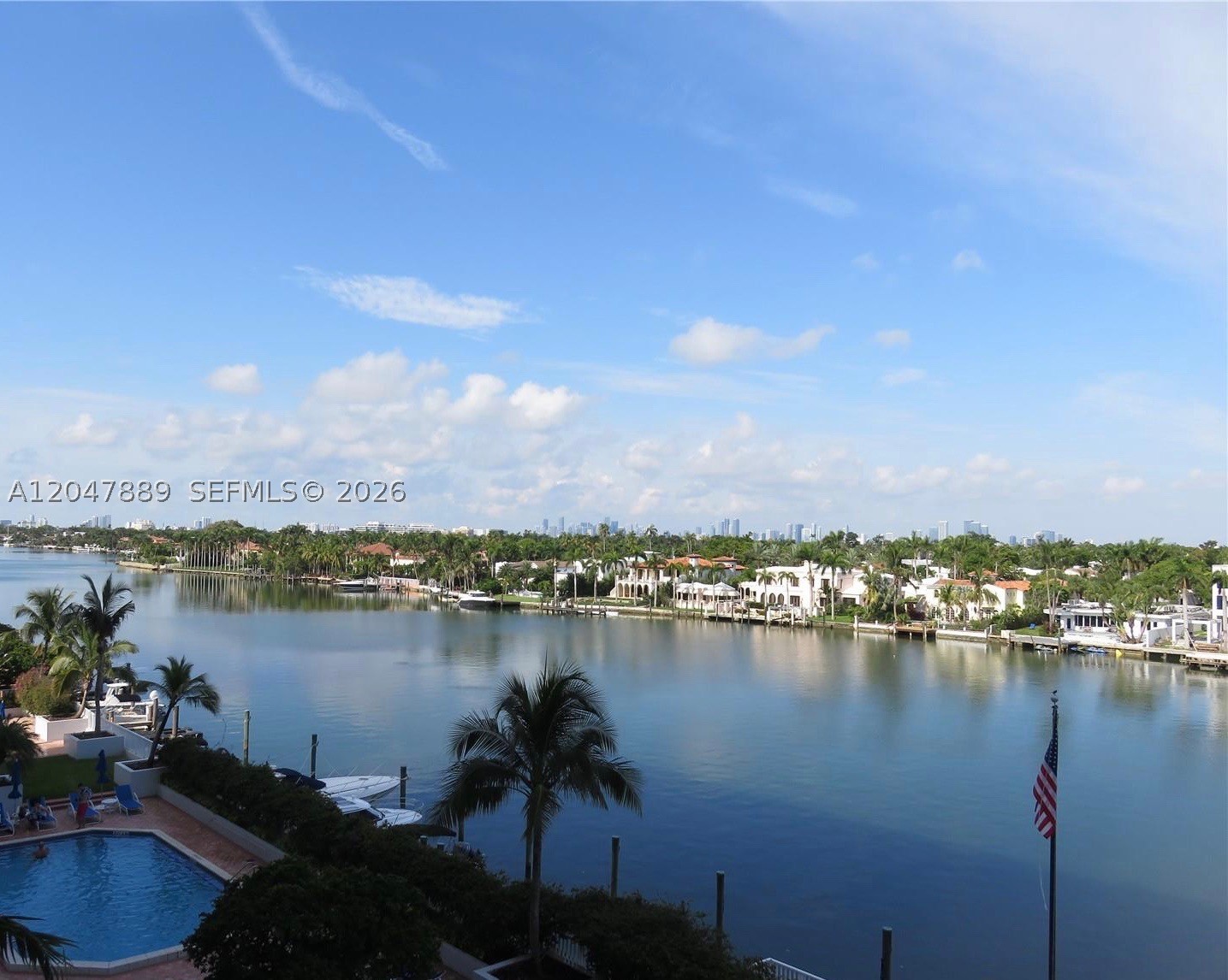 5700 Collins Ave 6J — photo