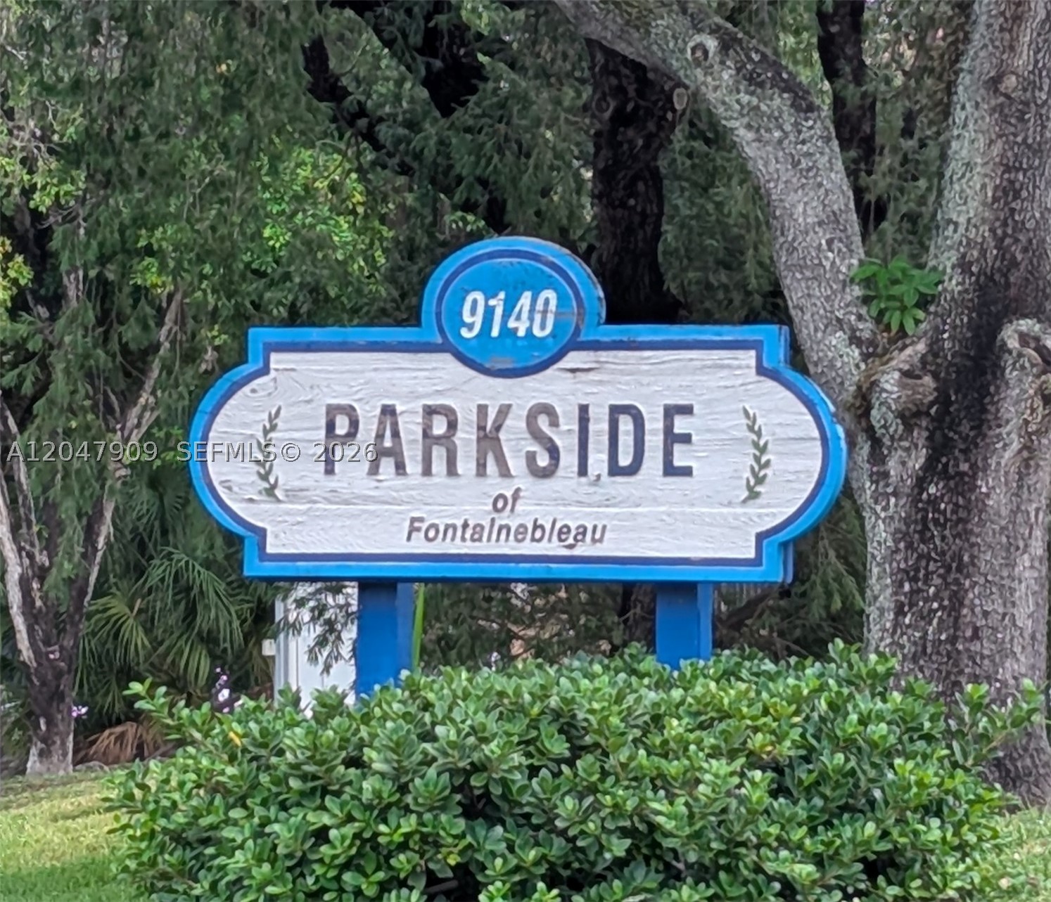 9140 Fontainebleau Blvd 504 — photo