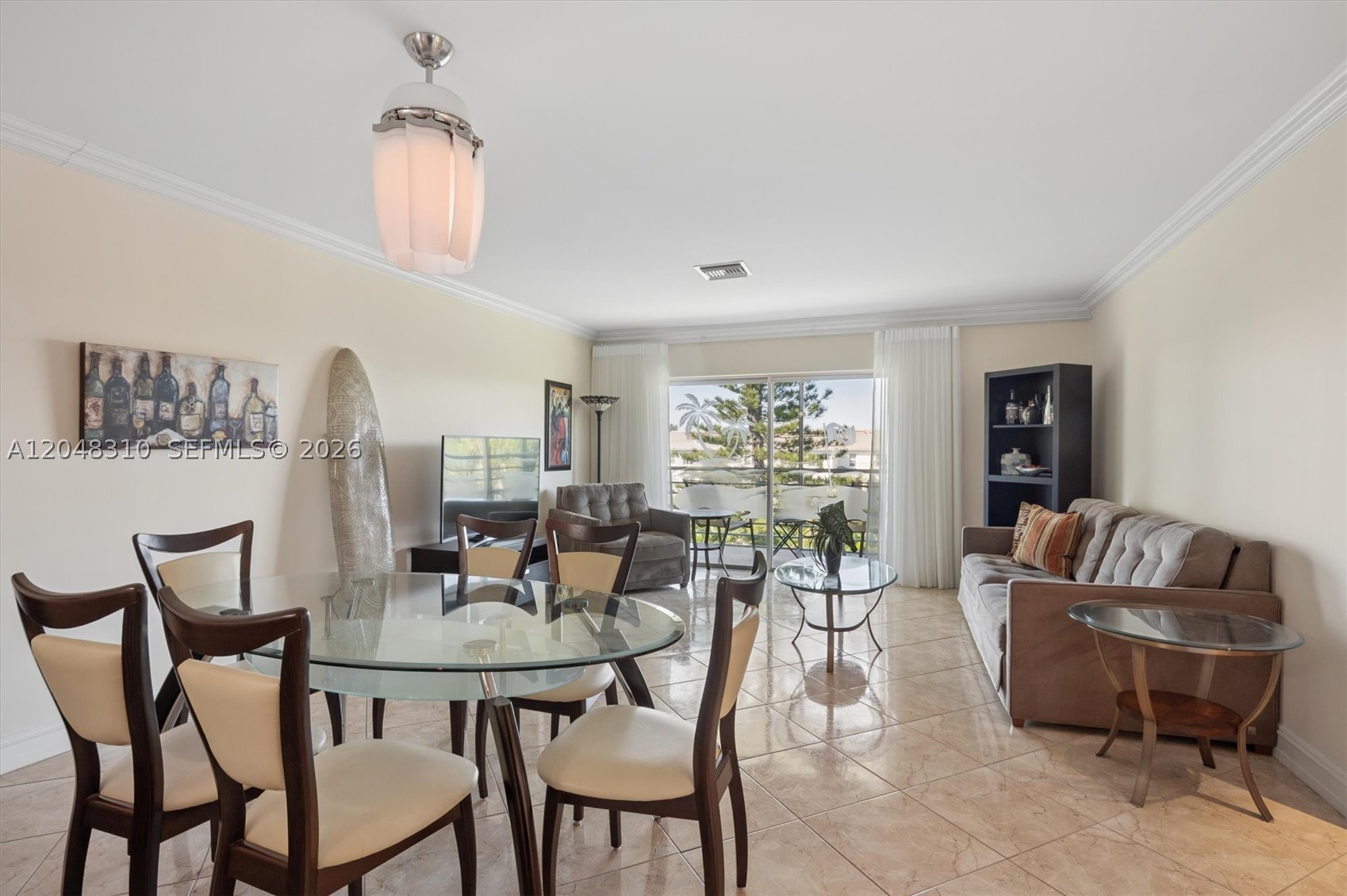 1000 Hillcrest Ct 303 — photo