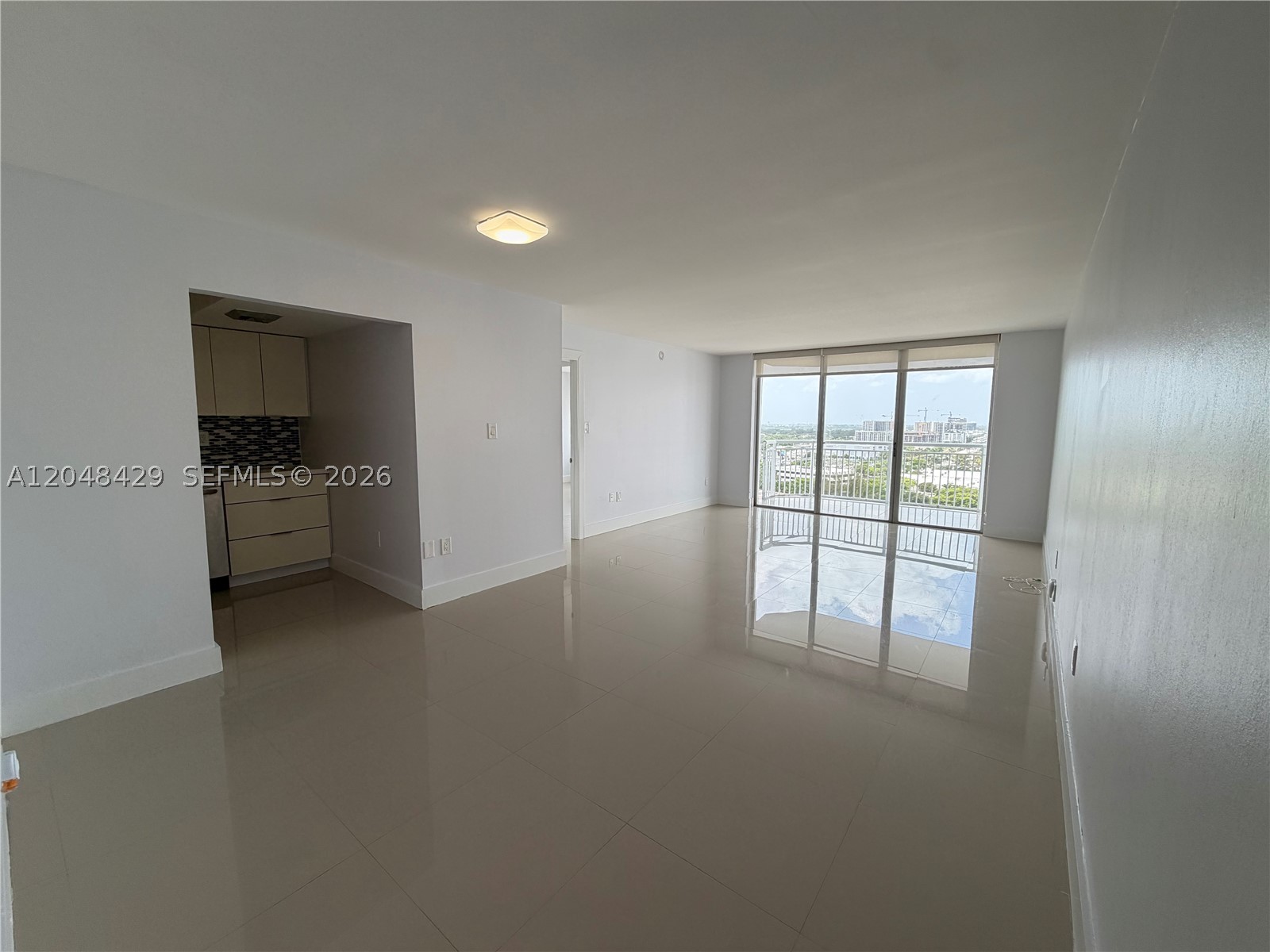 18011 Biscayne Blvd 1802 — photo