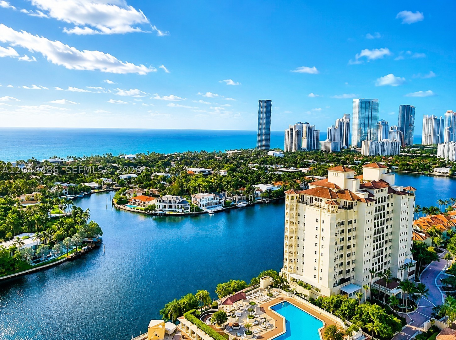 20191 E Country Club Dr 2601 — photo